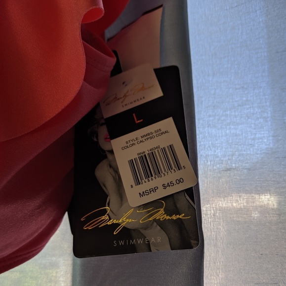 2 piece ruffle bathing suit - Picture 5 of 5